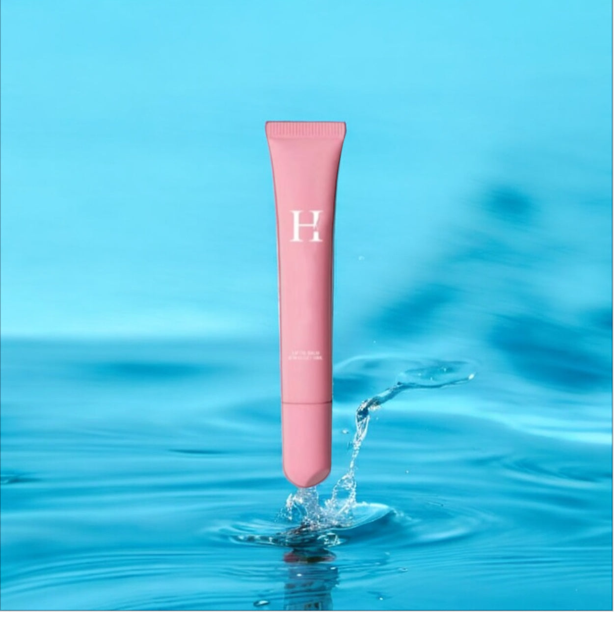 مرطب شفاه مغذي ومرطب